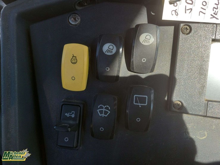 2011-deere-710j-image-16