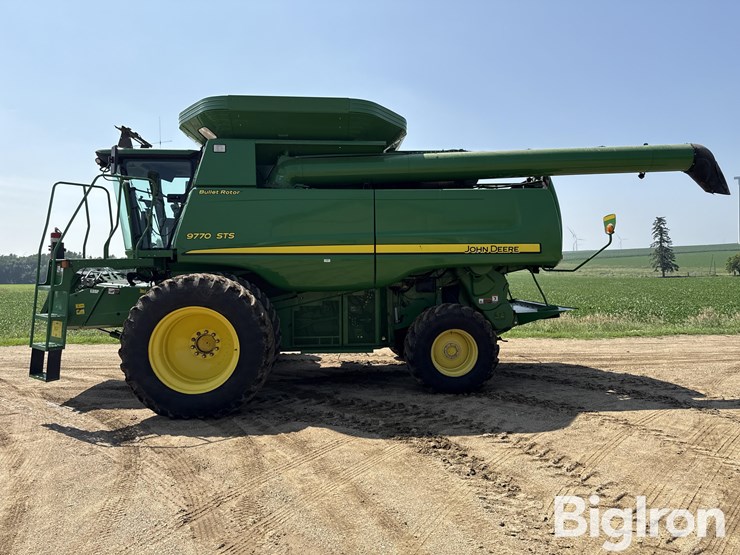 2009-john-deere-9770-sts-image-8