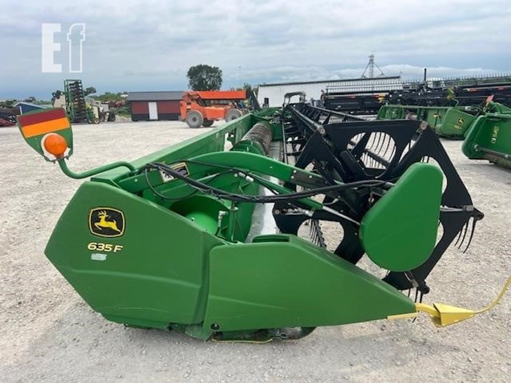 2011-john-deere-635f-image-12