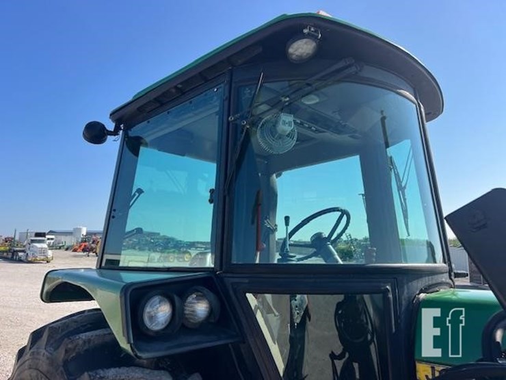 john-deere-2550-image-10