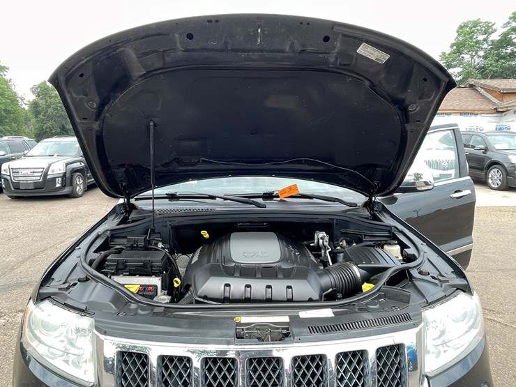 2013-jeep-grand-cherokee-image-42