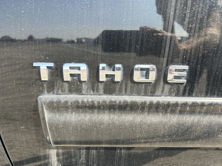 2012-chevrolet-tahoe-lt-image-9