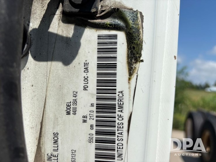 2012-international-durastar-4400-image-50