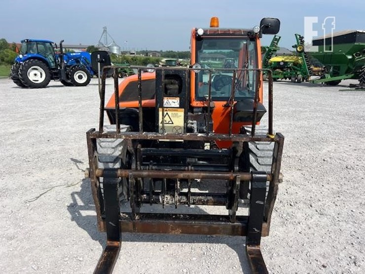 2018-jlg-g5-18a-image-11