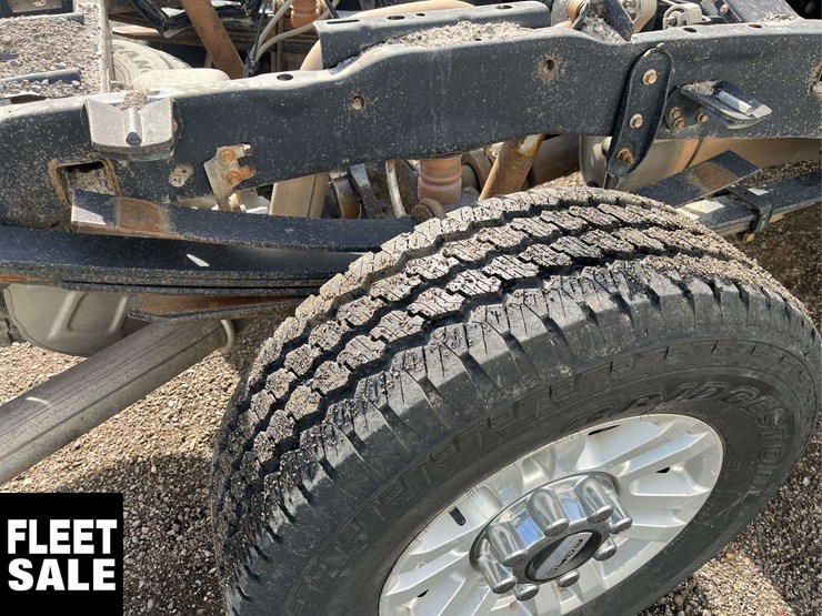 2019-ford-f350-image-12