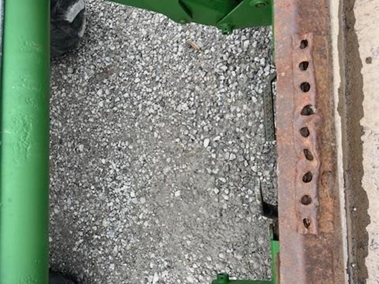 2009-john-deere-5093e-image-13