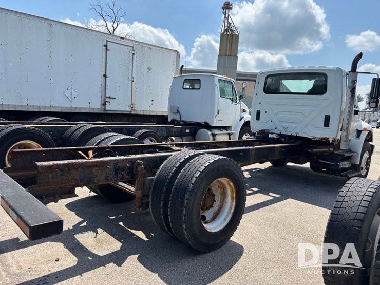 2012-international-durastar-4400-image-8