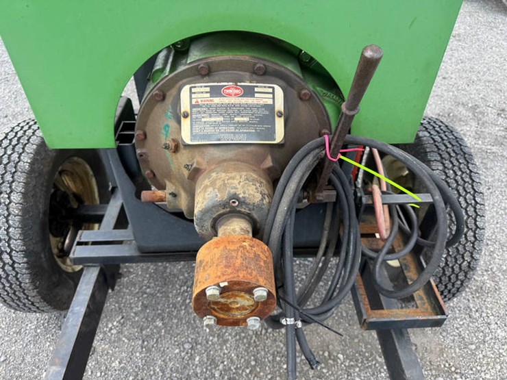 john-deere-4045d-image-3