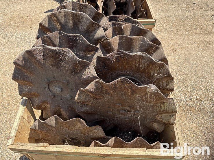 ron’s-mfg-33'-vertical-tillage-coulter-kit-image-11