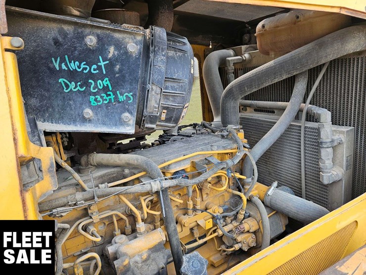 2013-deere-850j-image-23