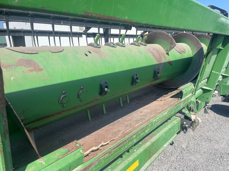 2012-john-deere-635f-image-13