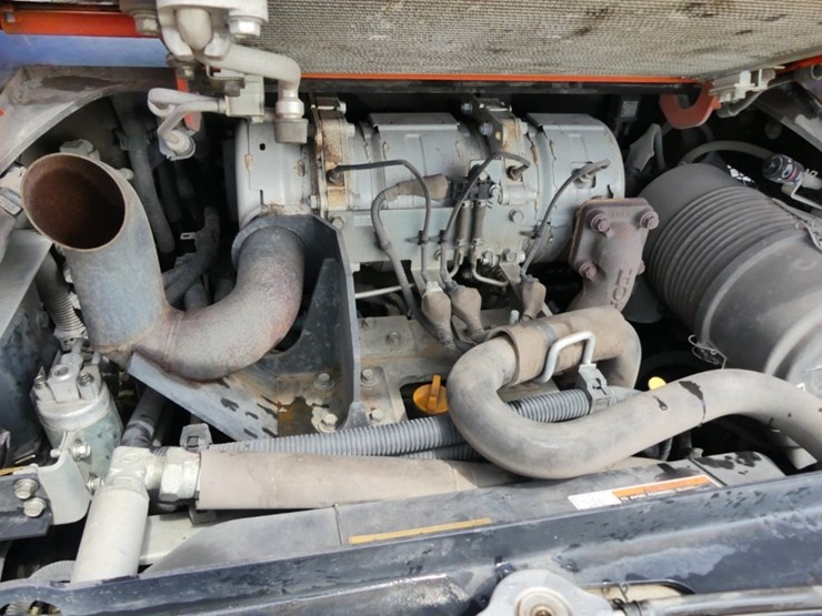 kubota-svl75-2-image-9