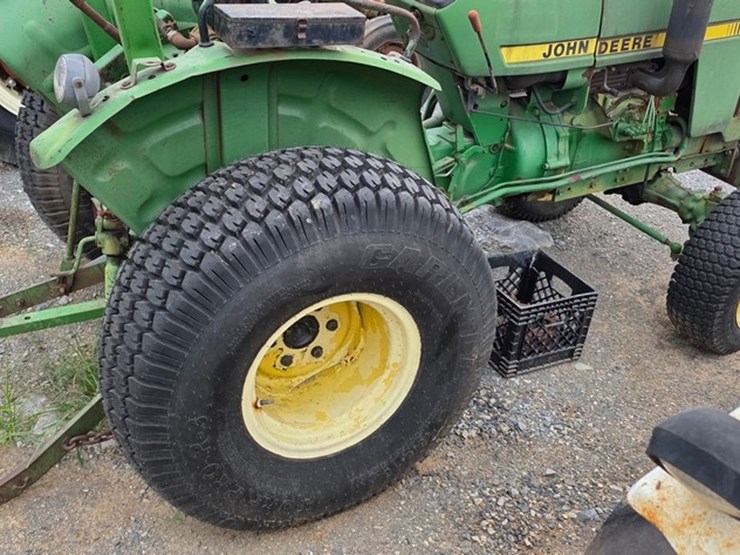 john-deere-850-image-8
