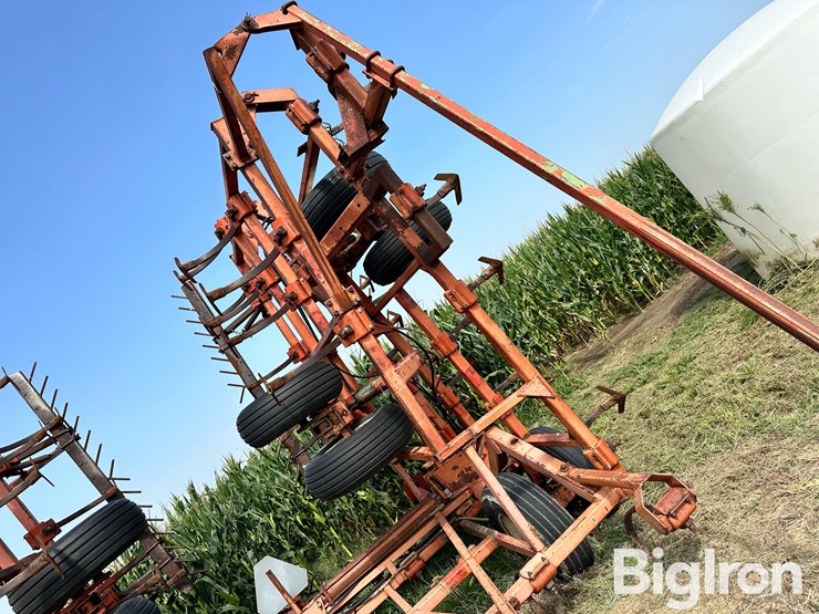 allis-chalmers-1400-image-10
