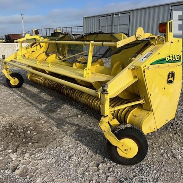 2007 JOHN DEERE 640B