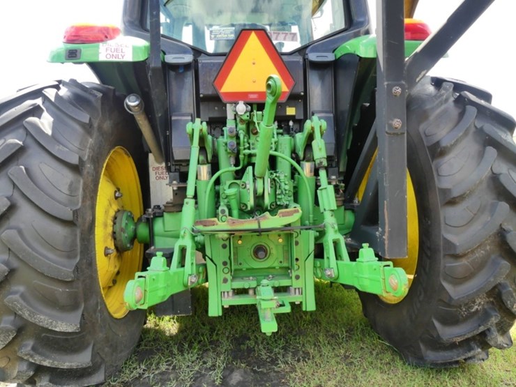 john-deere-6125m-image-11