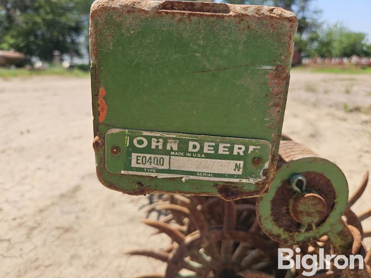 john-deere-400-image-14