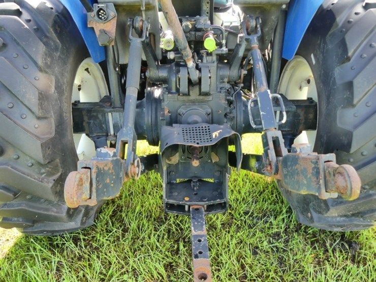 new-holland-tn60a-image-5