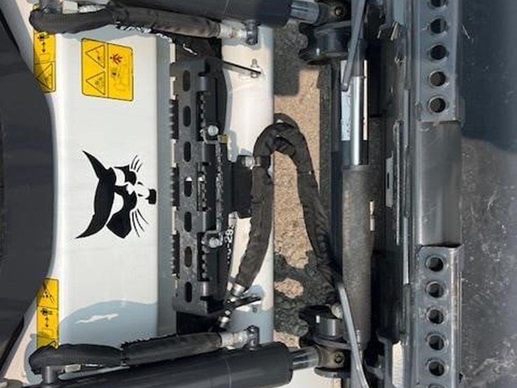 2024-bobcat-t595-image-10