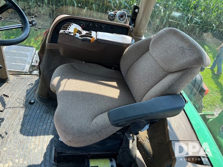 2010-john-deere-9530t-image-58