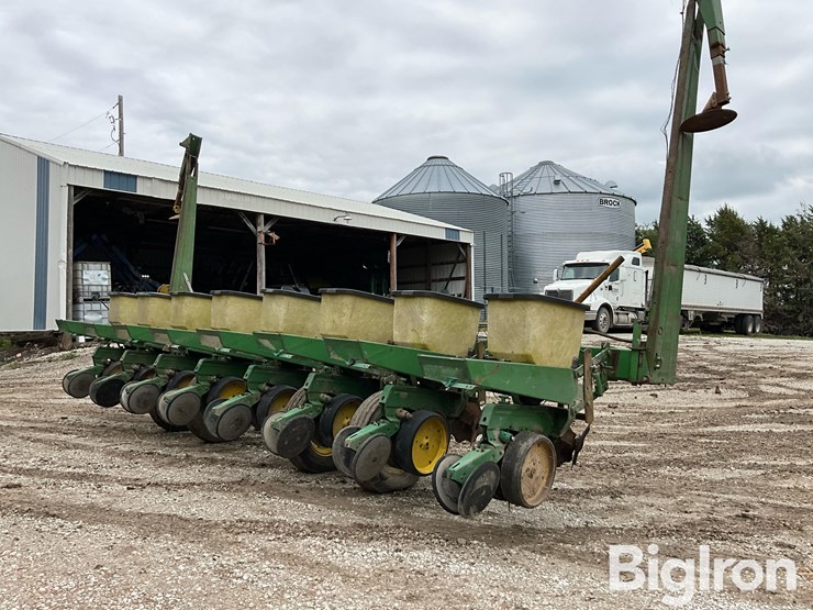 john-deere-7000-image-5