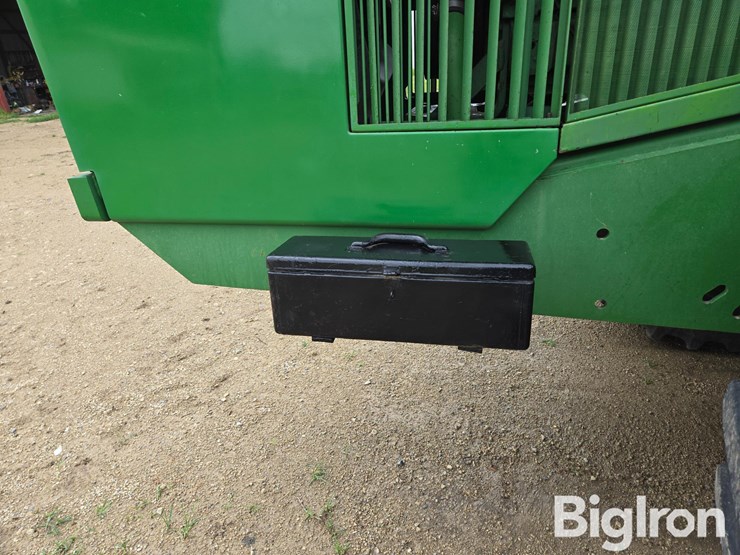 1990-john-deere-8560-image-13