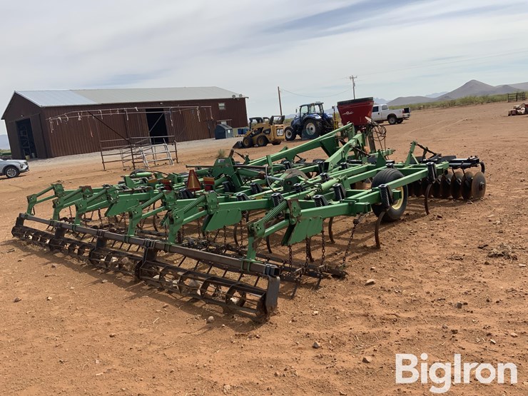john-deere-726-image-5
