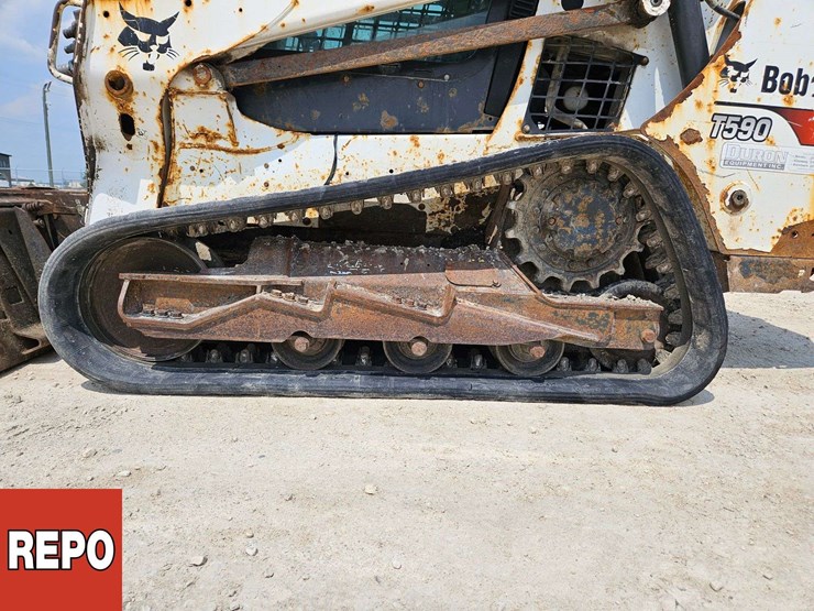 2018-bobcat-t590-image-25