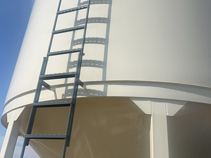 concept-5,000-bushel-hopper-bin,-fully-equipped-with-agi-grainguard-bin-fan-with-7.5-hp-three-phase-electric-motor-image-39