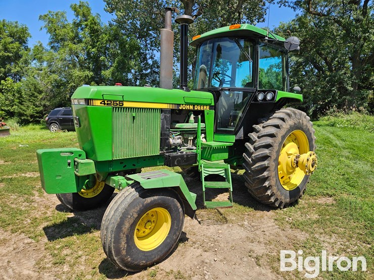 1992-john-deere-4255-image-1