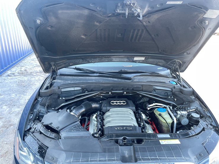 2010-audi-q5-image-67