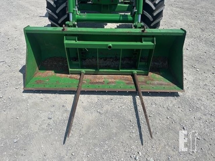 2009-john-deere-6430-image-13
