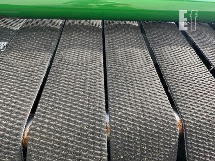 john-deere-569-image-23