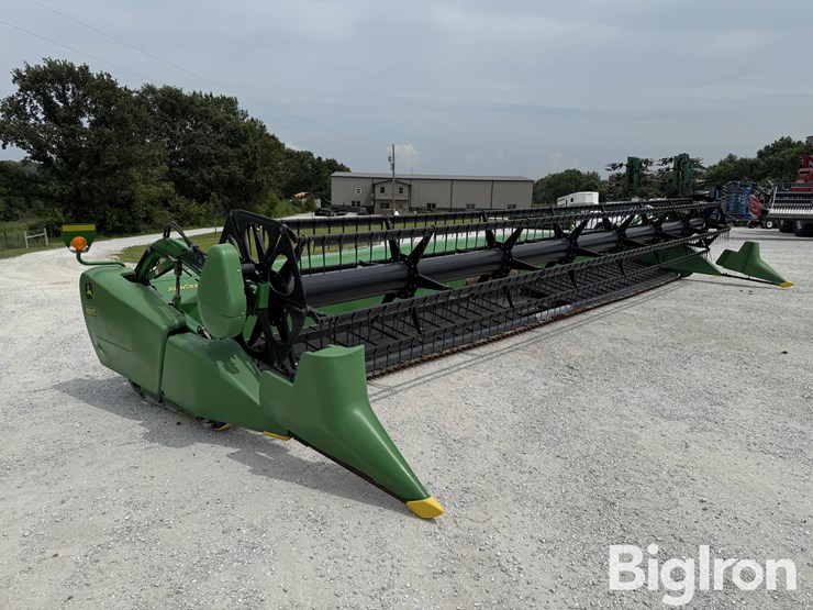 2013-john-deere-635fd-image-3