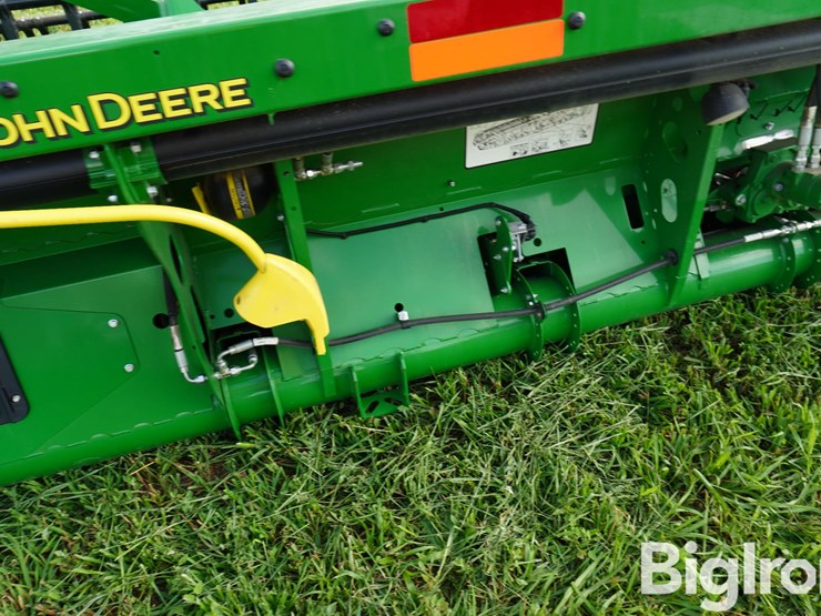 2019-john-deere-740fd-image-11