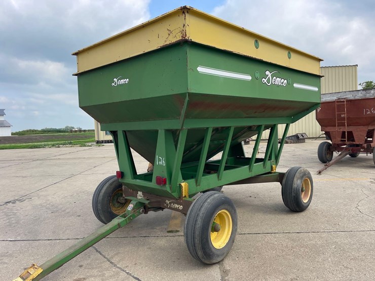 demco-325-image-1