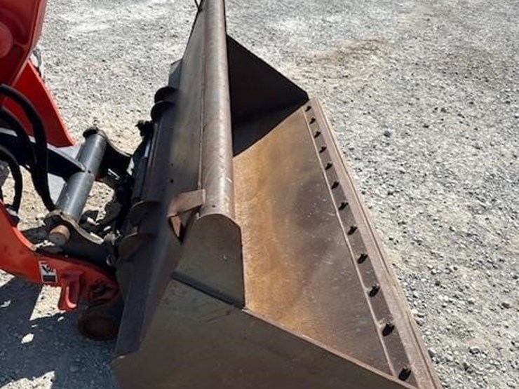 2020-kubota-r630-image-13