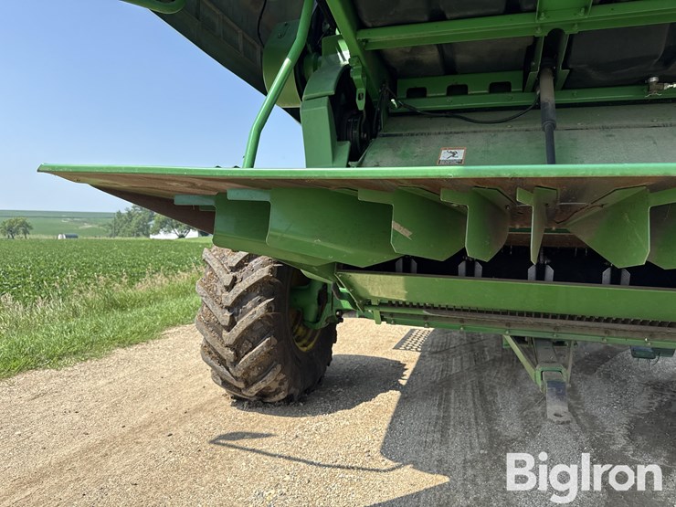 2009-john-deere-9770-sts-image-13