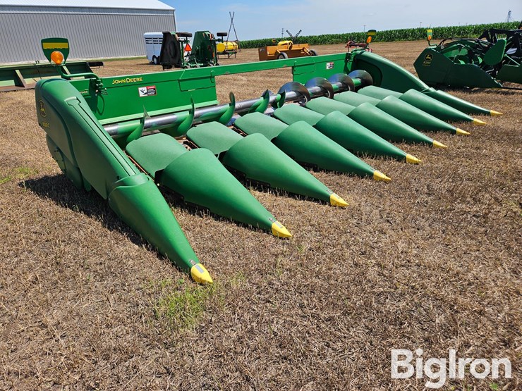 2008-john-deere-608c-image-3