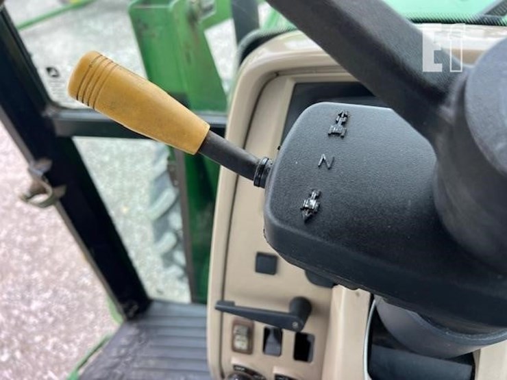 2009-john-deere-5093e-image-42