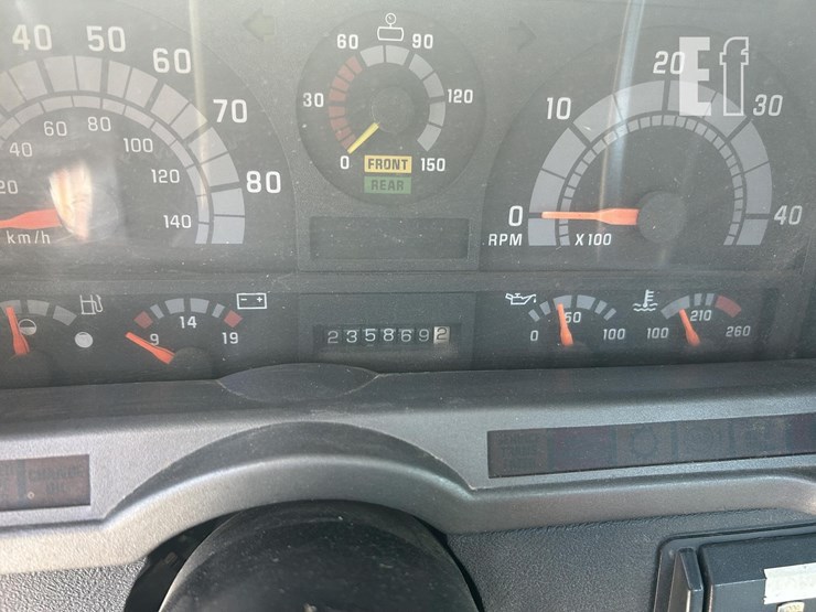 2002-chevrolet-kodiak-c8500-image-14