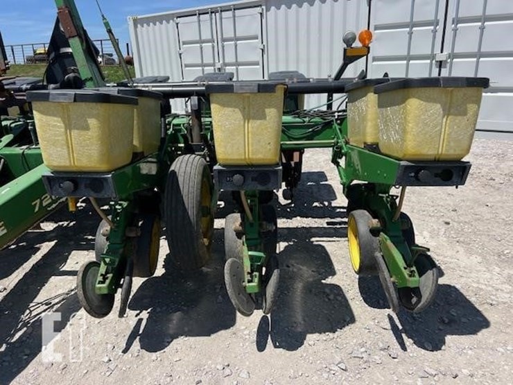 1993-john-deere-7200-image-33