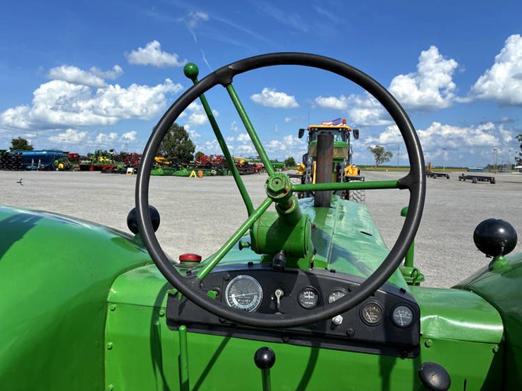 1958-john-deere-820-image-42