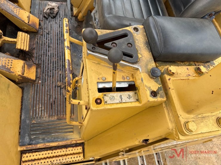 caterpillar-943-lgp-image-19
