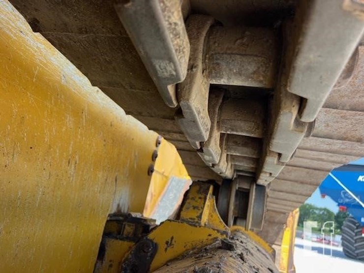 2021-deere-850l-wlt-image-23