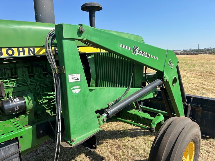 john-deere-4240-image-14