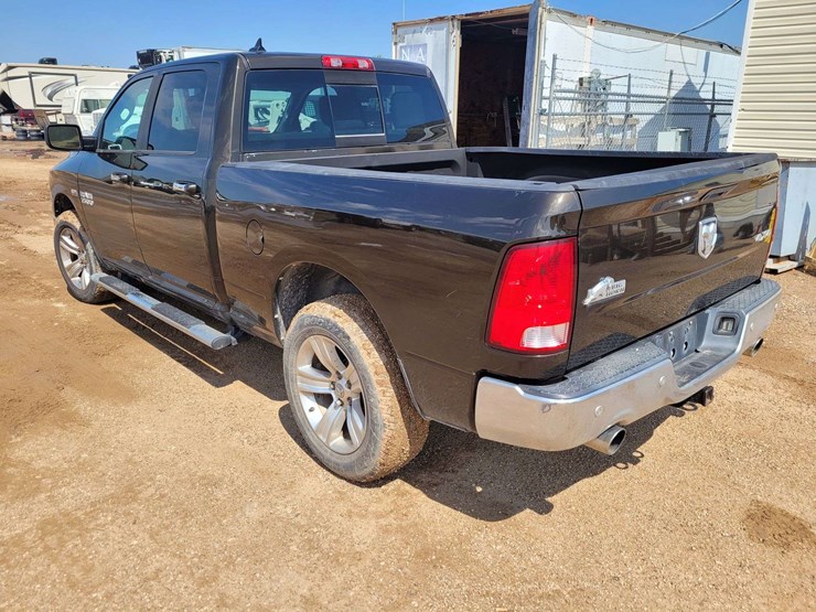 2014-ram-1500-slt-image-4