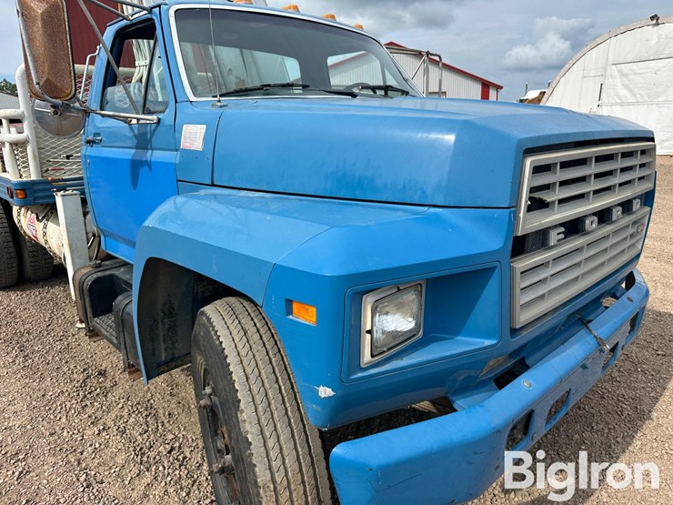 1982-ford-f700-image-19