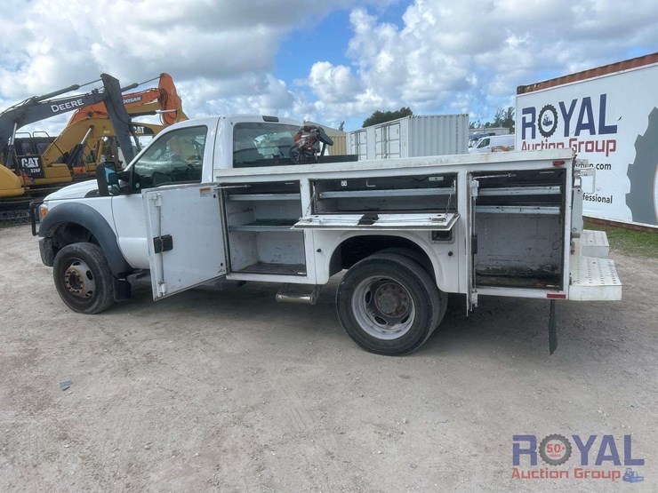 2015-ford-f550-image-17