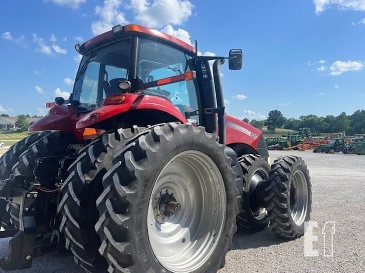 2014-case-ih-magnum-315-image-11